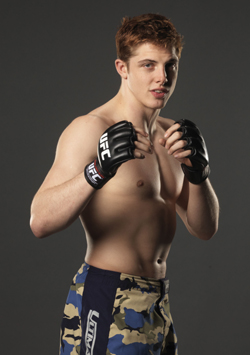 Report: British fighter Mark Scanlon replaces injured Kenny Robertson at UFC  122